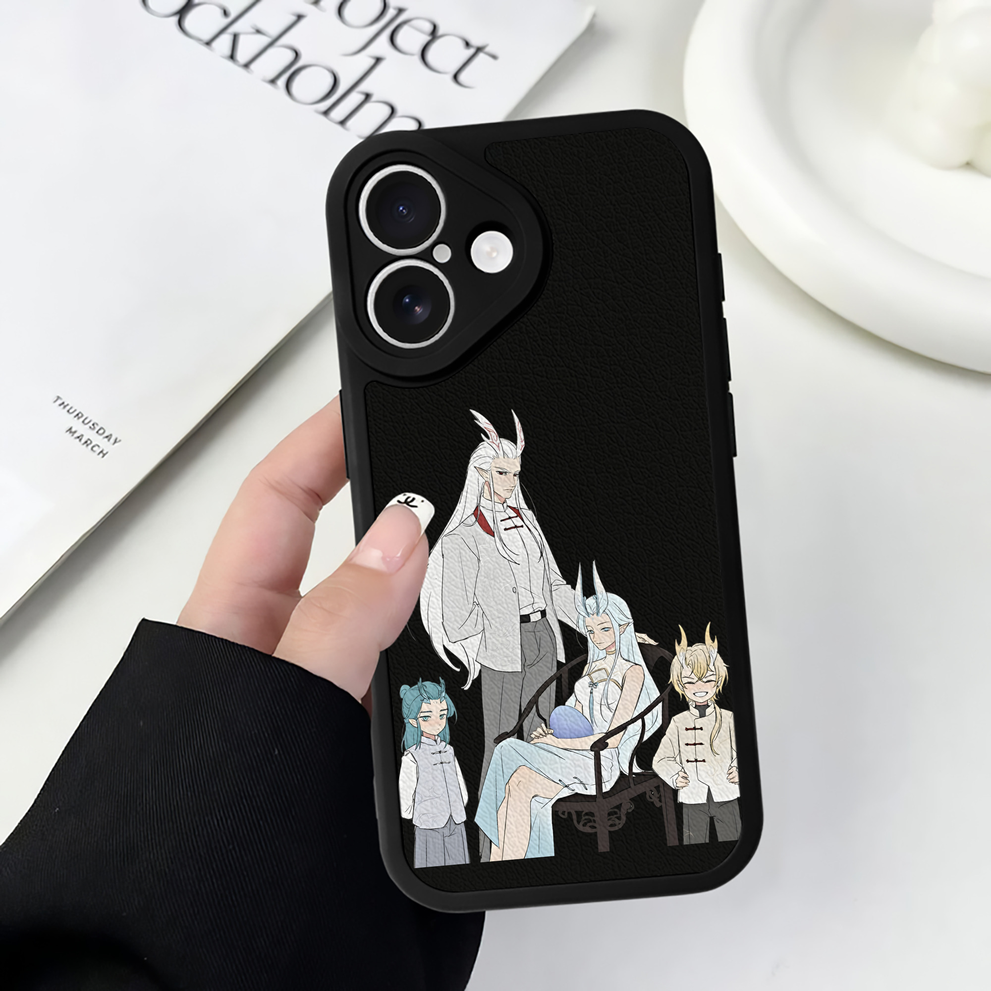（画像用） Ne Zha 2 ナタ 魔童の大暴れ 【iPhone 16シリーズ対応】シリコンスマホケース（レザー調） 材質：シリコン